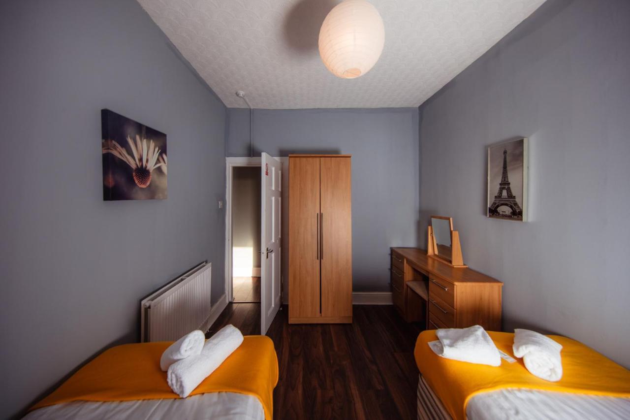 Super Central 4Bedroom Apartment At The Meadows Edinburgh Bagian luar foto