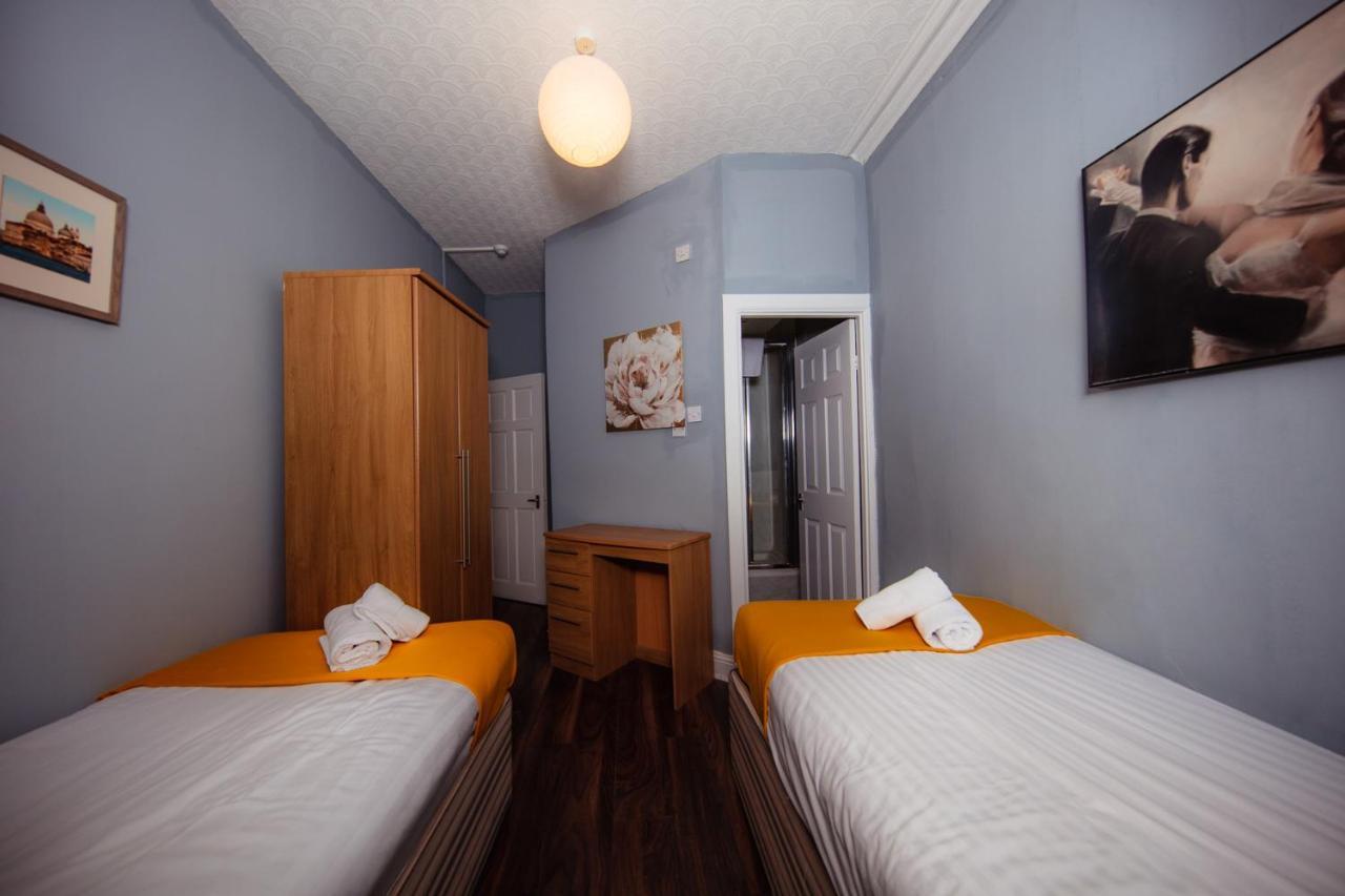Super Central 4Bedroom Apartment At The Meadows Edinburgh Bagian luar foto