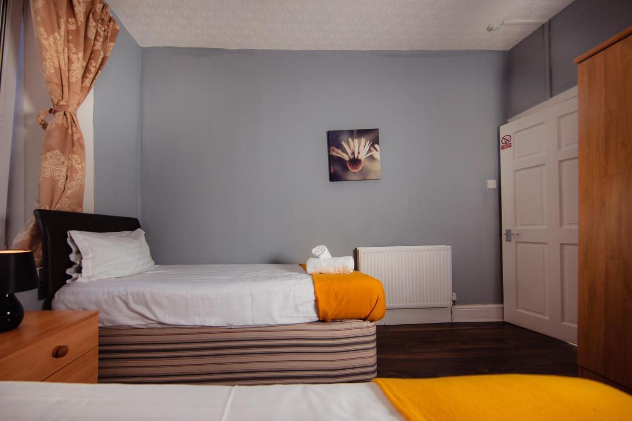 Super Central 4Bedroom Apartment At The Meadows Edinburgh Bagian luar foto