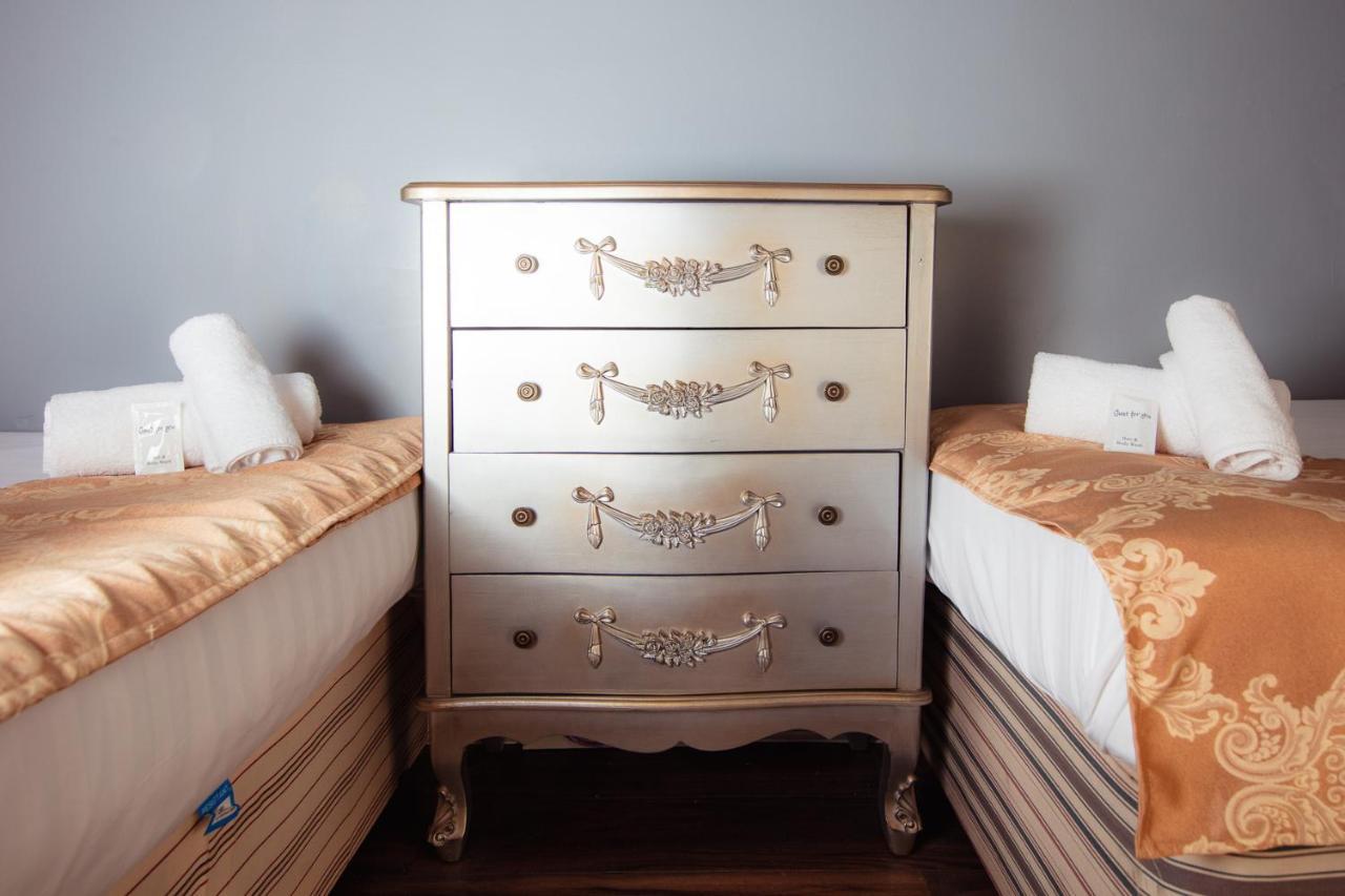 Super Central 4Bedroom Apartment At The Meadows Edinburgh Bagian luar foto